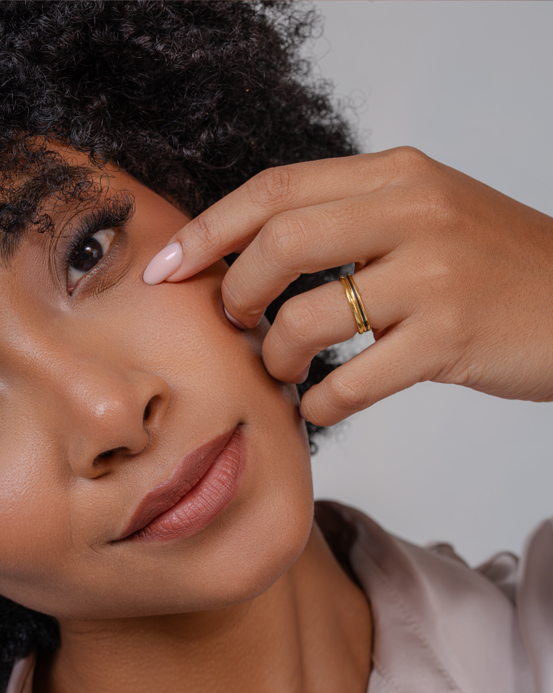 Black Enamel Edge Ring