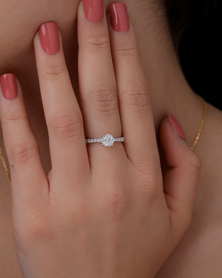 Round Cut Solitaire Ring