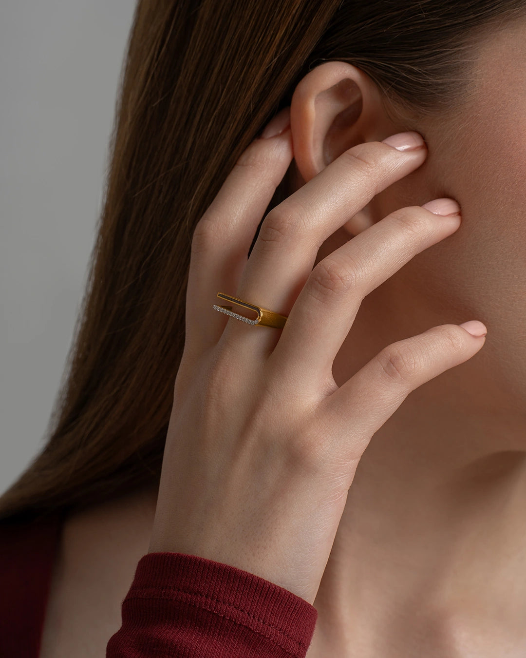 Curve Edge Diamond Ring