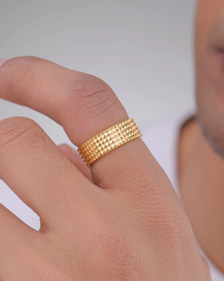 Pyramid Statement Band