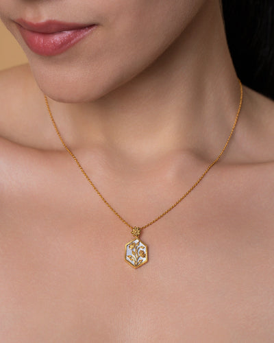 HexaFlora Elegance Pendant