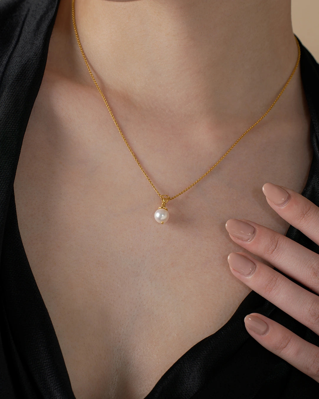 Classic Pearl Charm Pendant