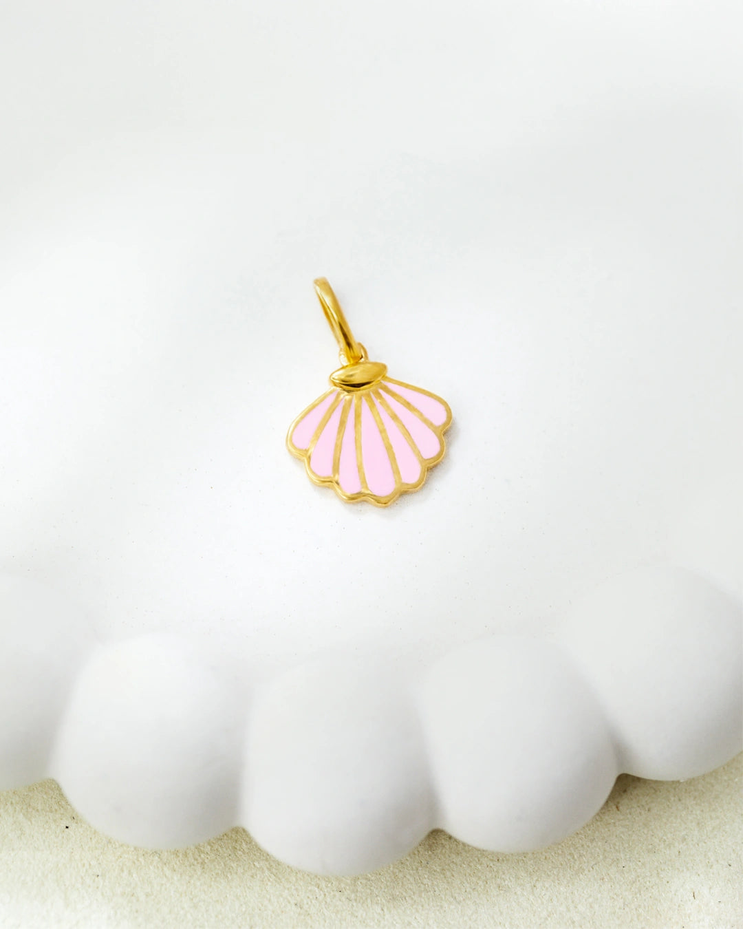 Shell Design Pendant