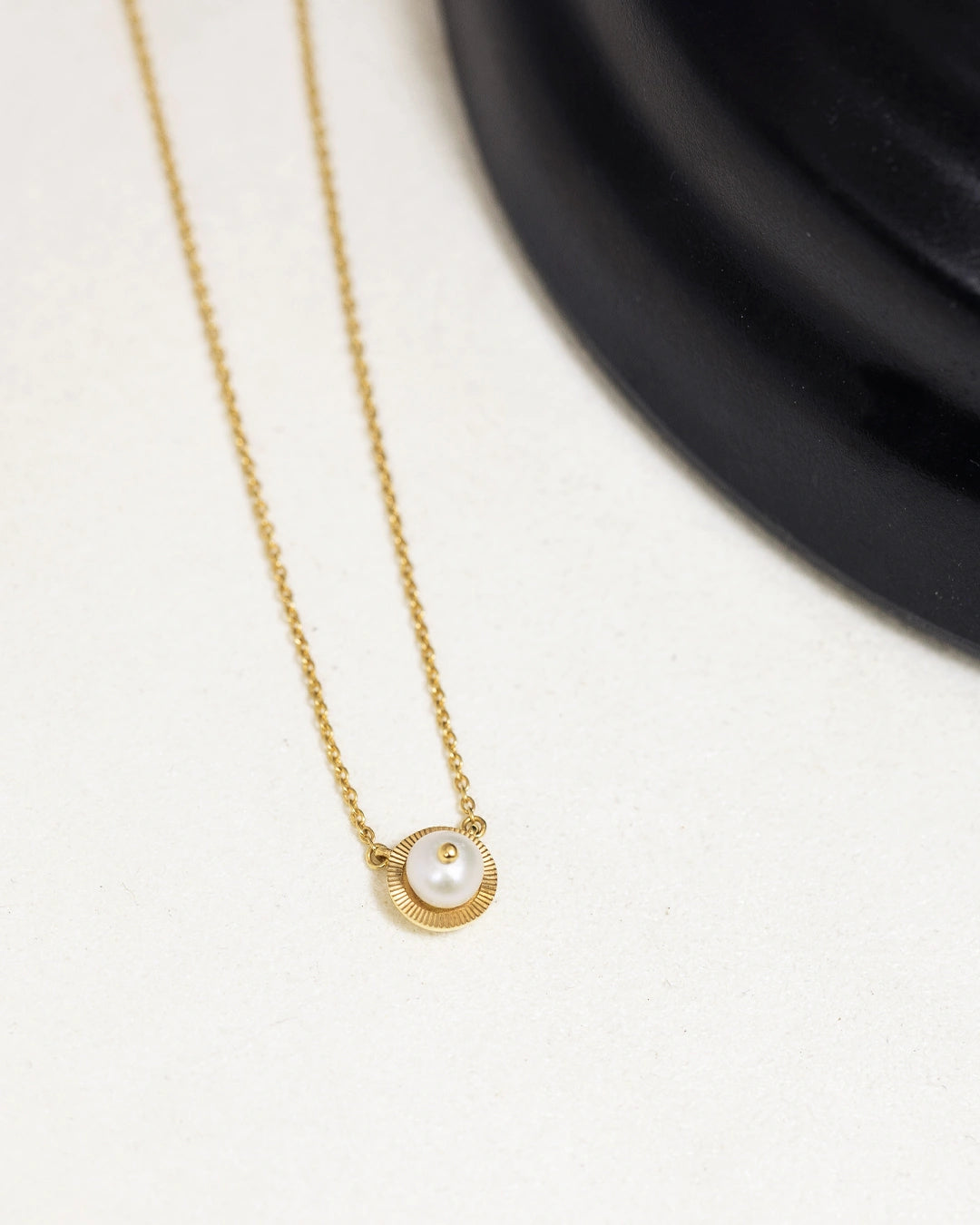 Sunburst Pearl Necklace