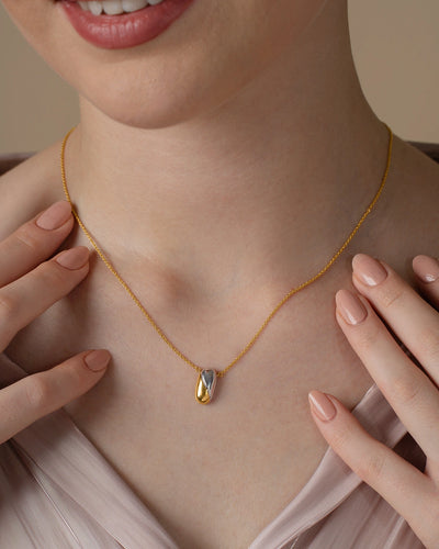 Oval Contrast Pendant