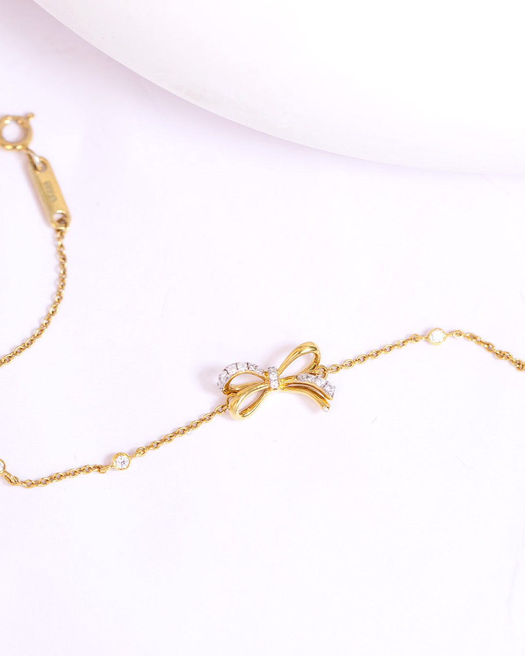 Curved Ribbon Bracelet