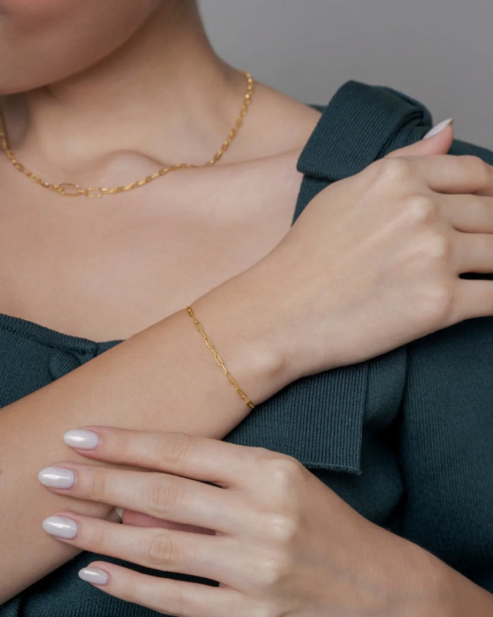 Minimal Link Chain Bracelet
