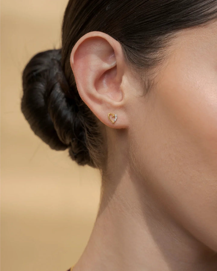 Curved Heart Studs