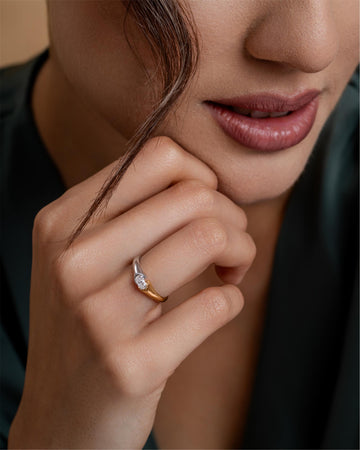 Oval-Cut Diamond with Fluid Curves Dual Tone Ring