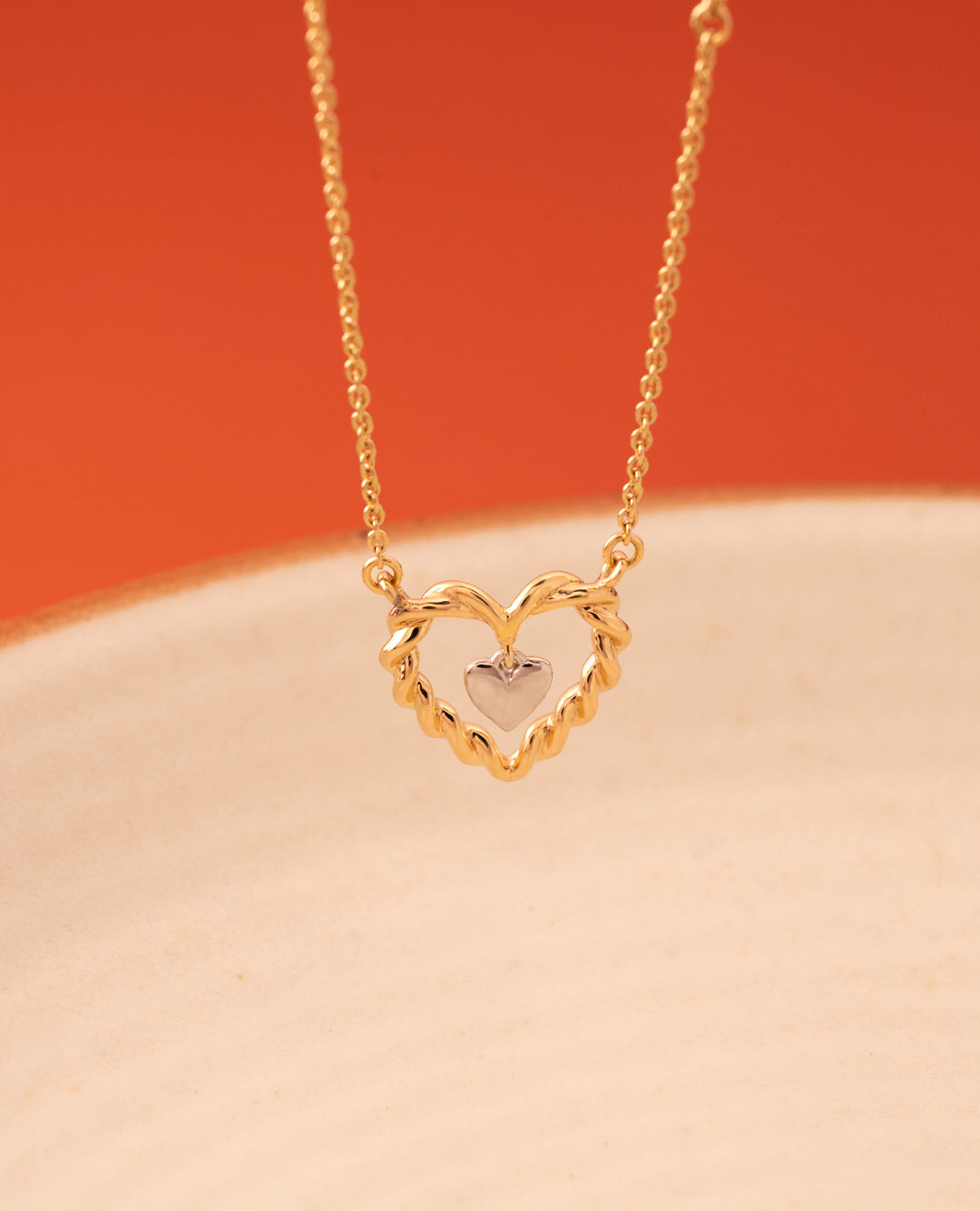 files/Pendant_391e739e-369d-4d57-b8f6-08874d9177a1.jpg