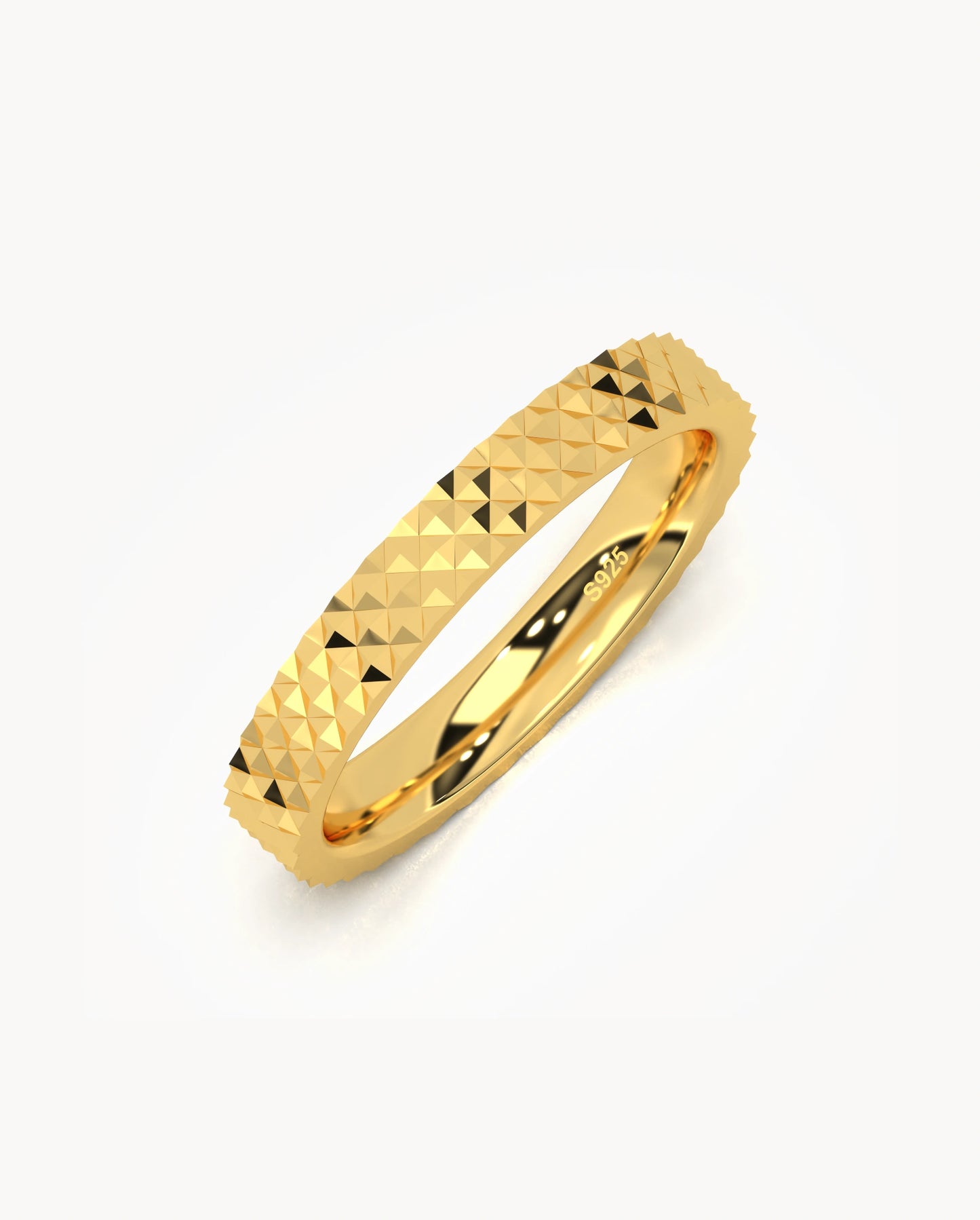 Pyramid Edge Ring