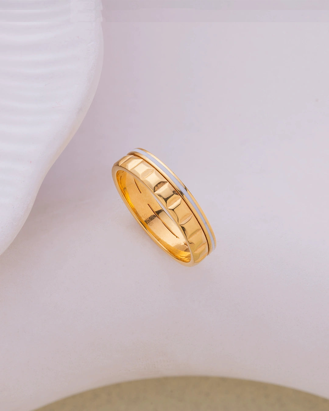 Ascendant Ceramic Band