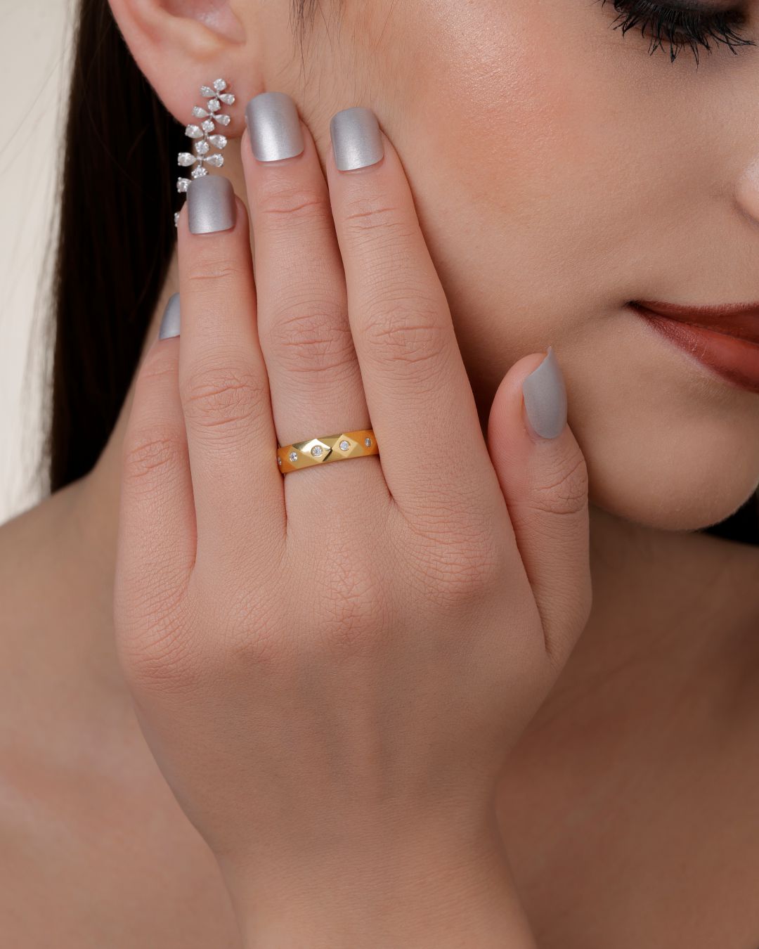 Brilliant Faceted Band