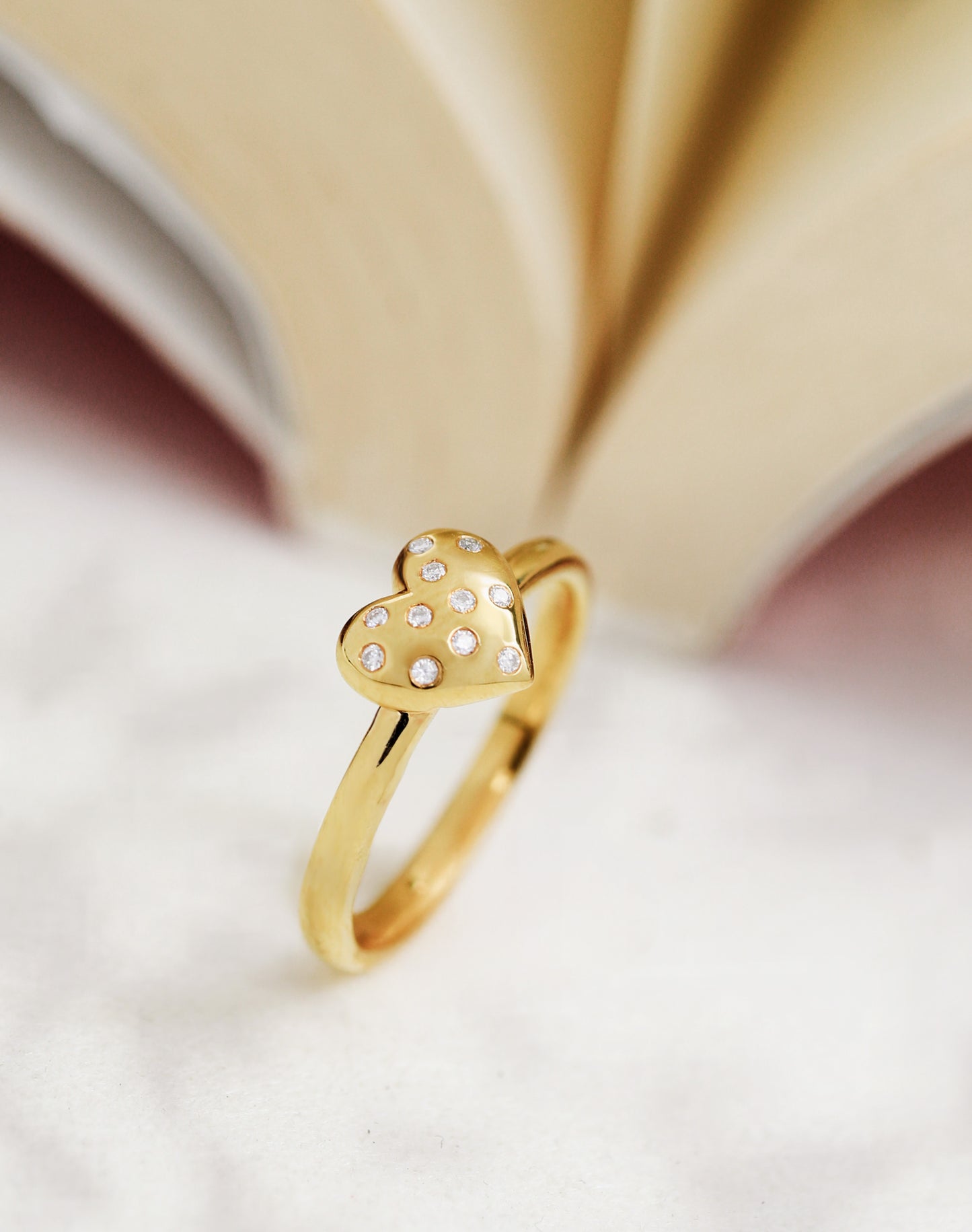 Sparkling Heart Ring