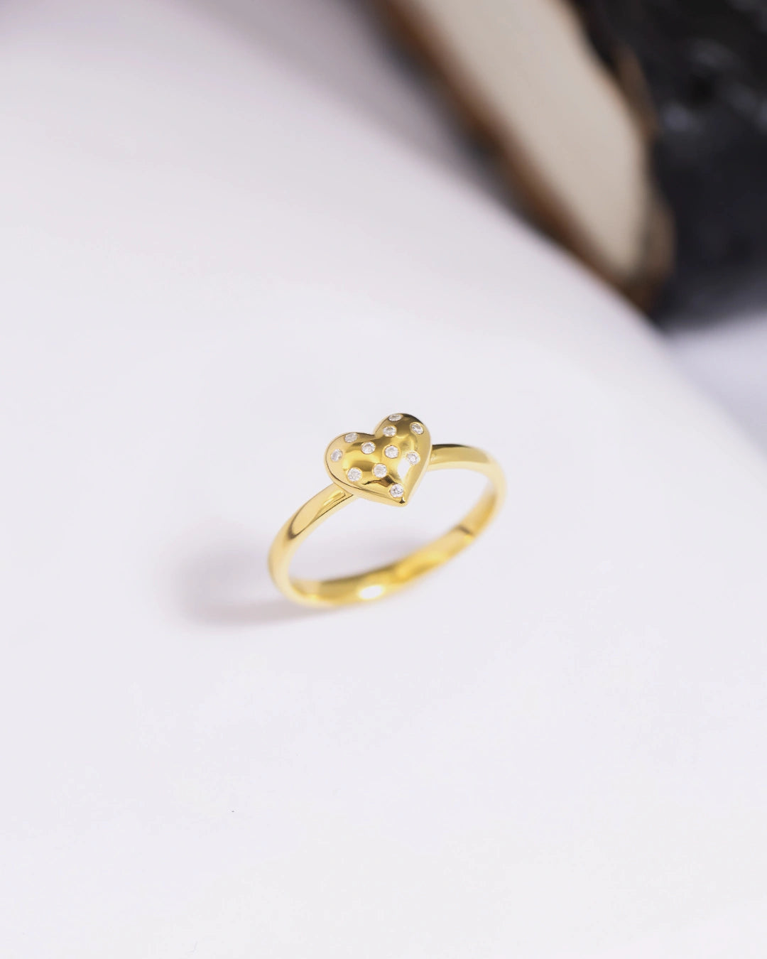 Sparkling Heart Ring