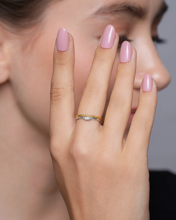 Petite Marquis Glint Band