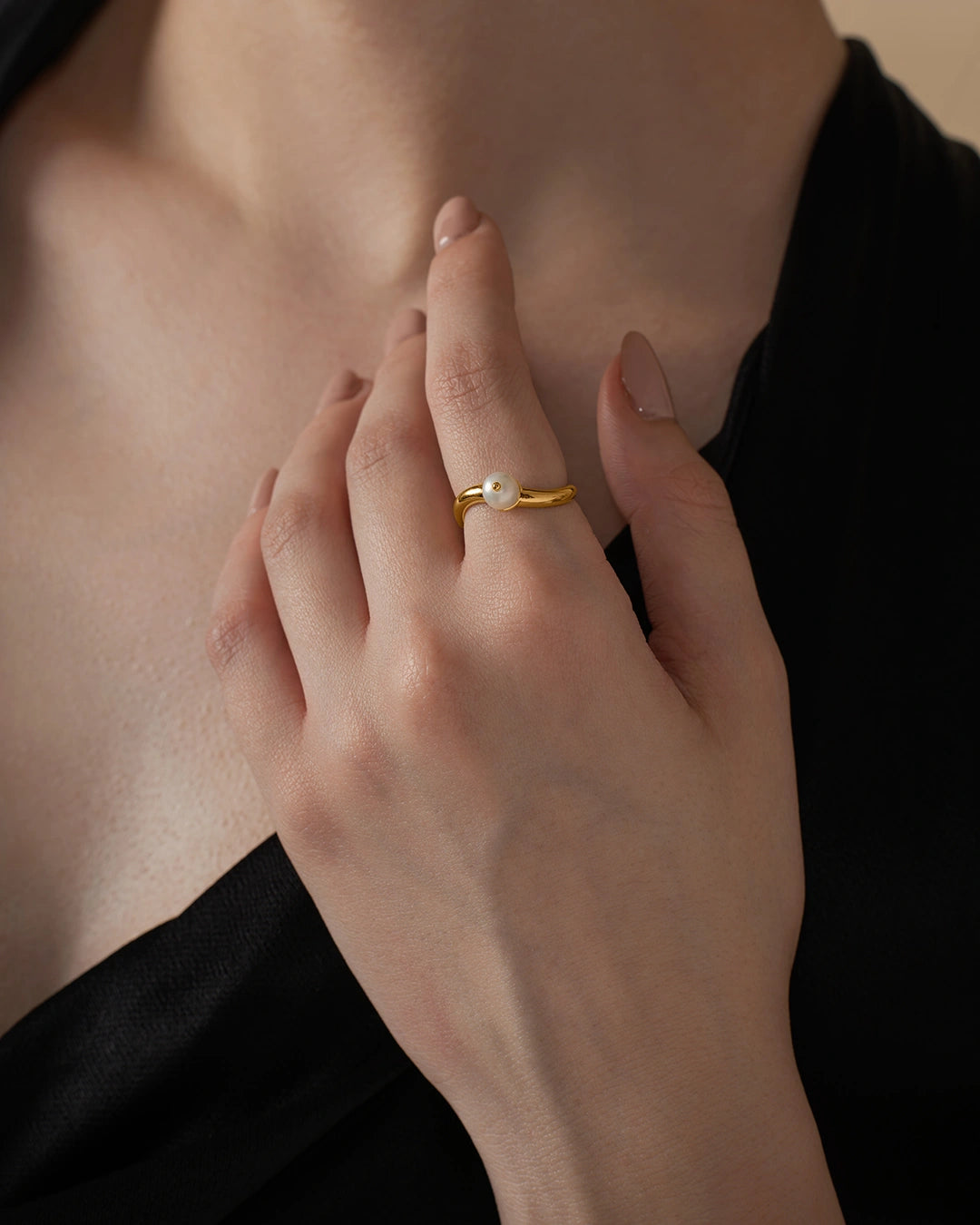 Classic Pearl Ring