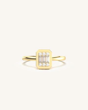 Stunning Emerald Ring