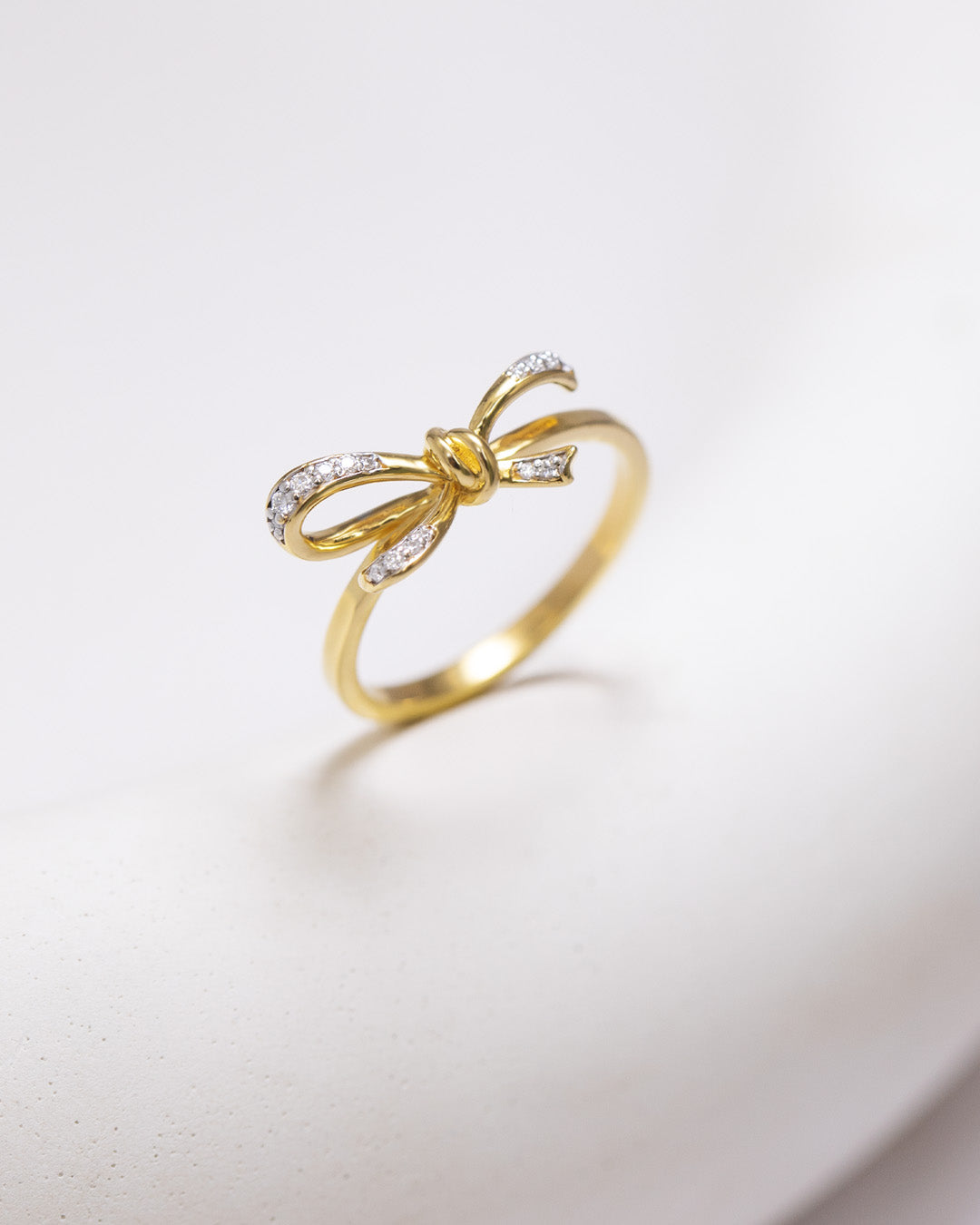 Classic Knot Ring