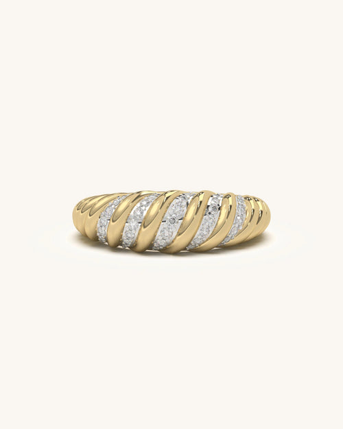 Elegant Twisted Diamond Ring in 18K Gold Vermeil with sparkling Moissanite stones.