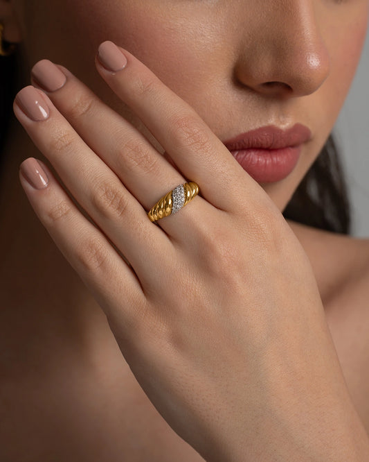 Wave Accent Ring