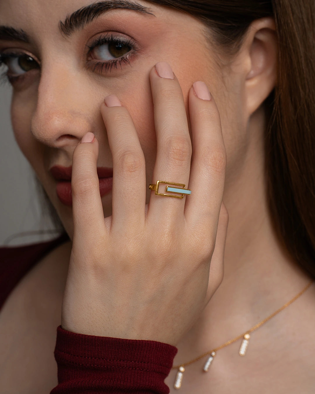 Frame Curve Enamel Ring