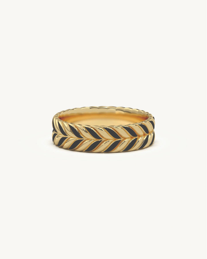 Statement rings with herringbone texture and black enamel in 18KT Gold Vermeil finish