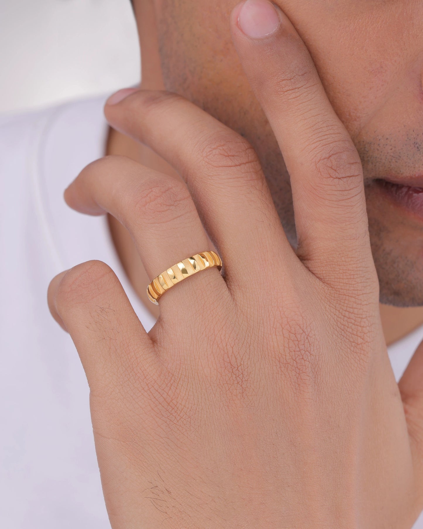 Vertical Fluted Band