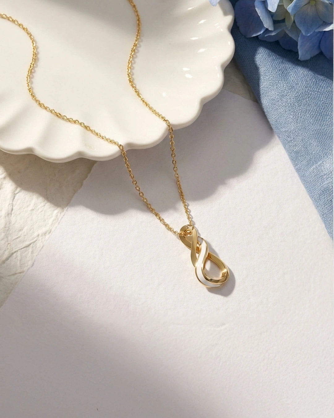 Infinity Drop Elegance