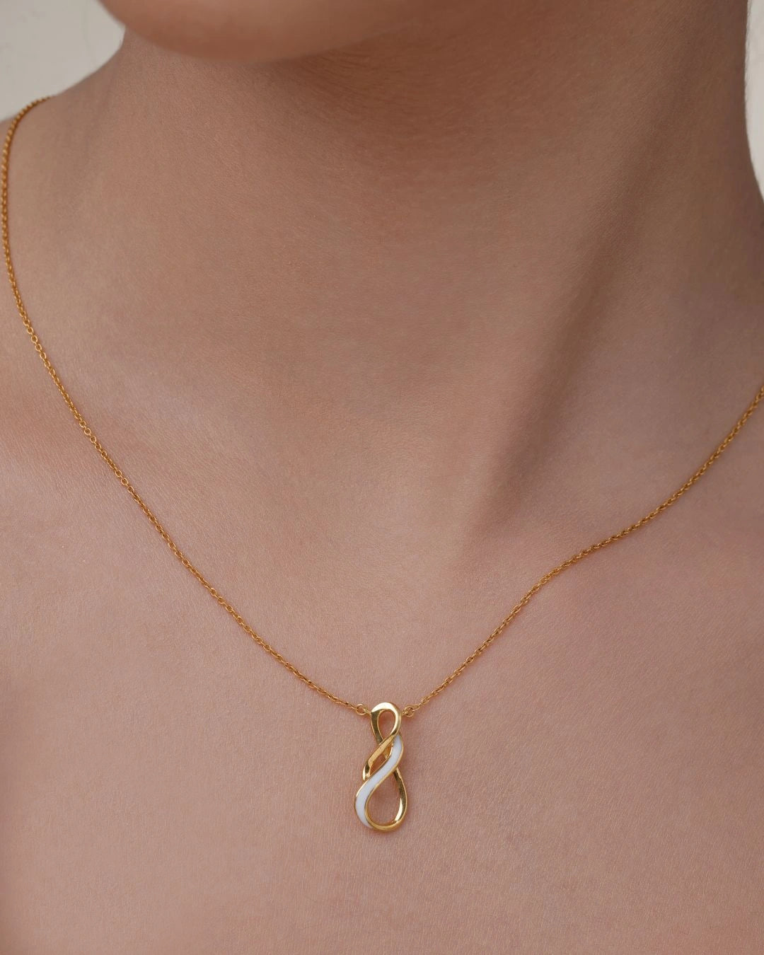 Infinity Drop Elegance