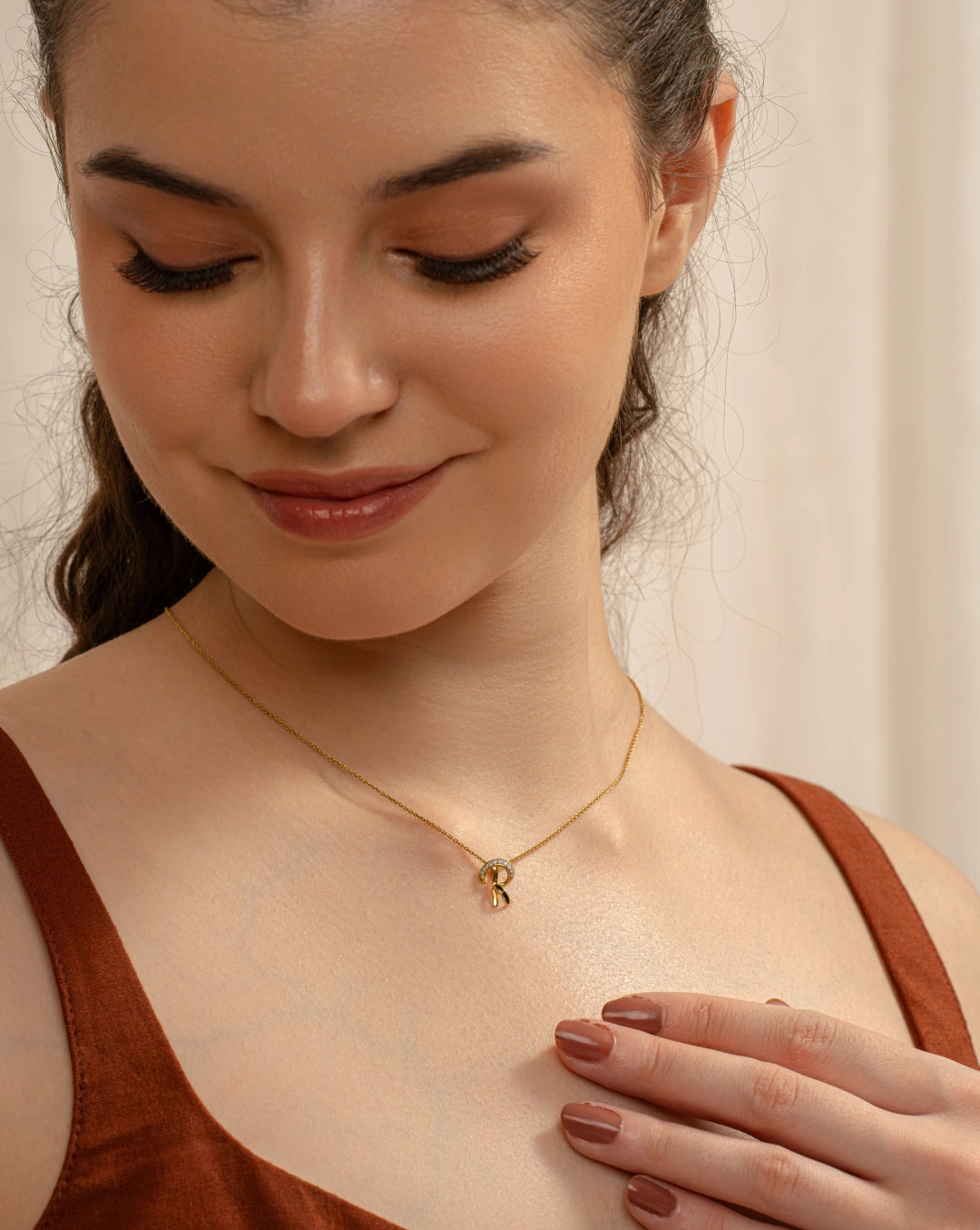 R Flick Necklace