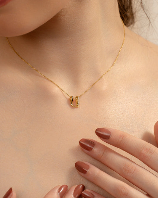 U Curve Necklace