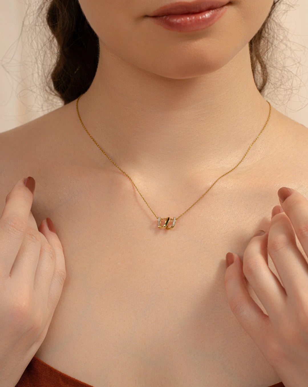 W Loop Necklace