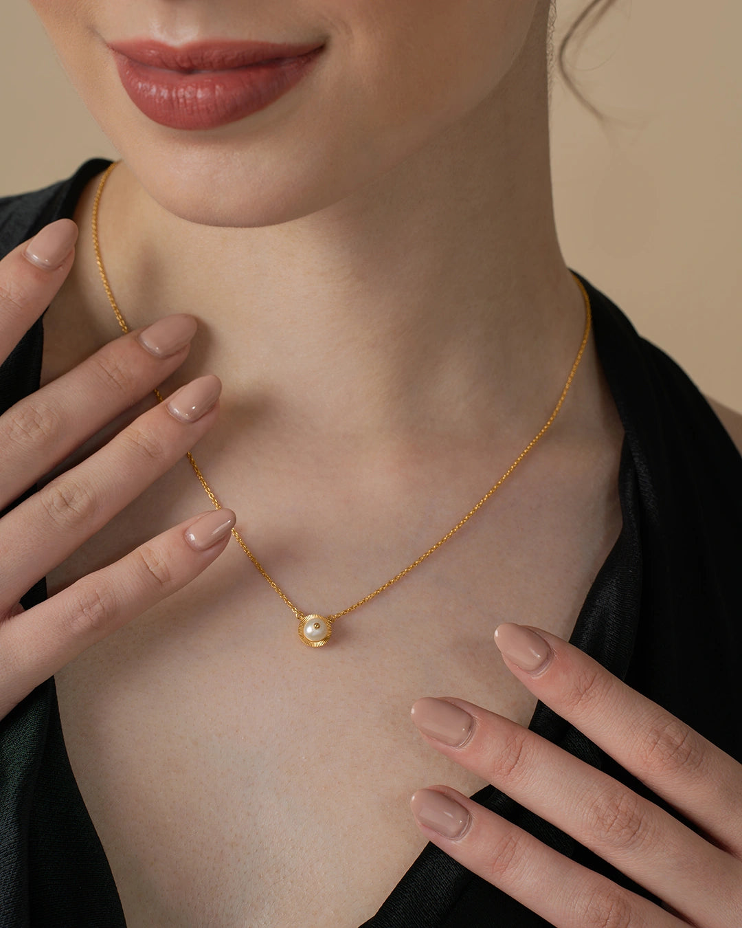 Sunburst Pearl Necklace