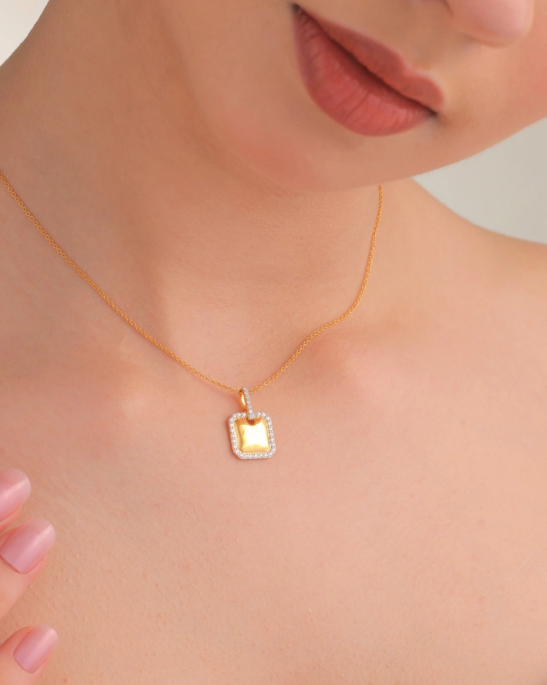 Modern Frame Necklace