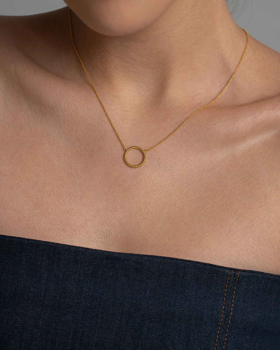 Textured Hoop Necklace