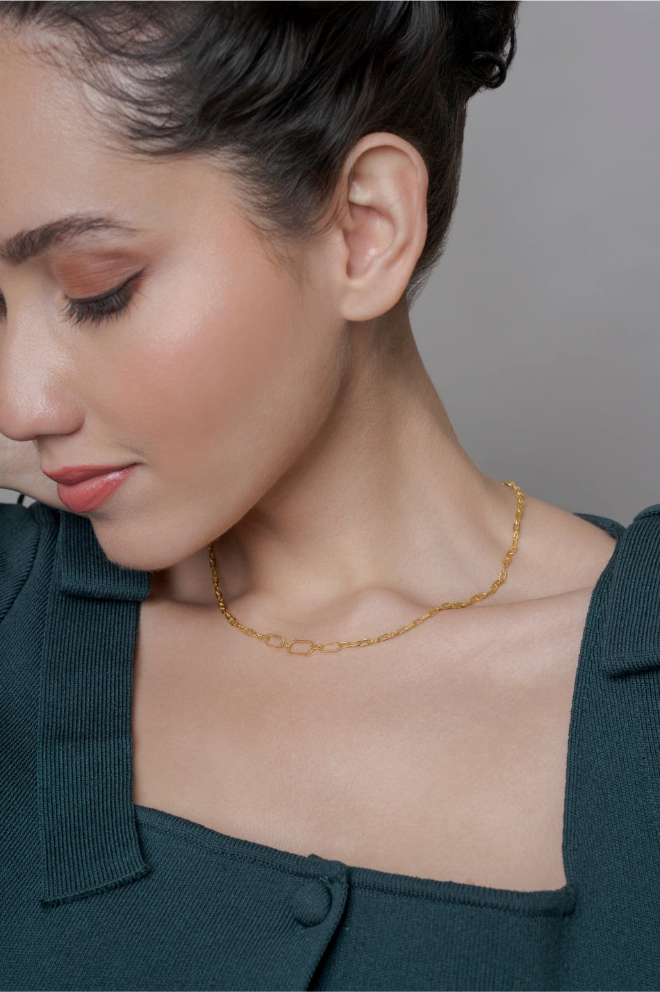 Minimal Link Necklace