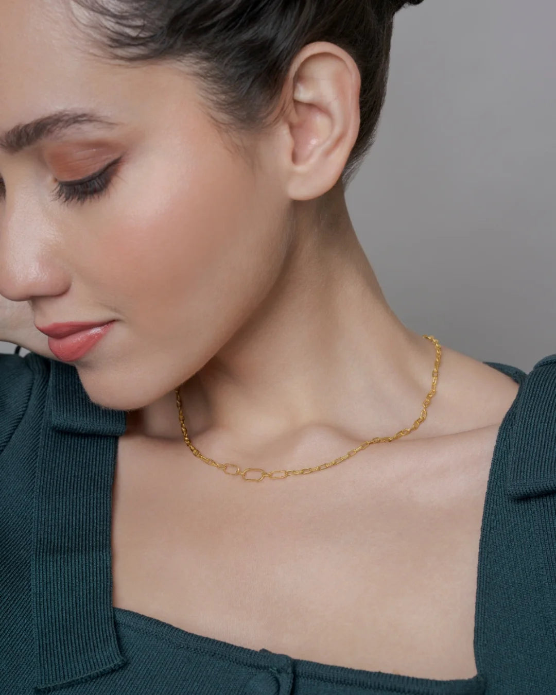 Minimal Link Necklace