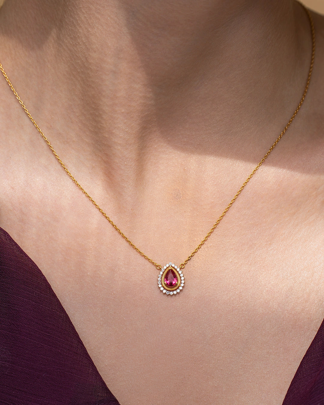 Teardrop Grace Necklace