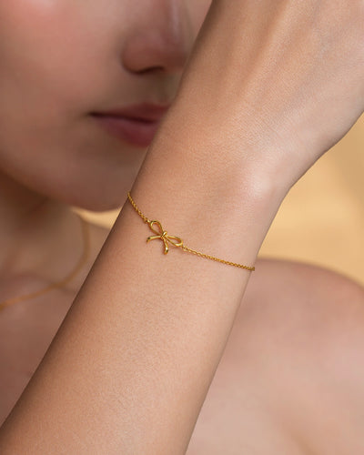 Outline Bow Bracelet