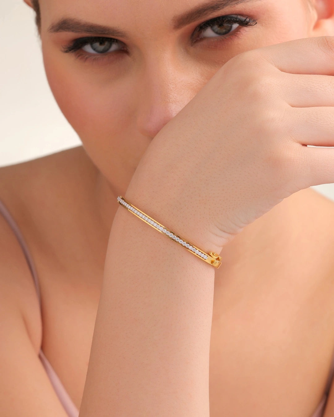 Linear Eternity Pavé Bracelet