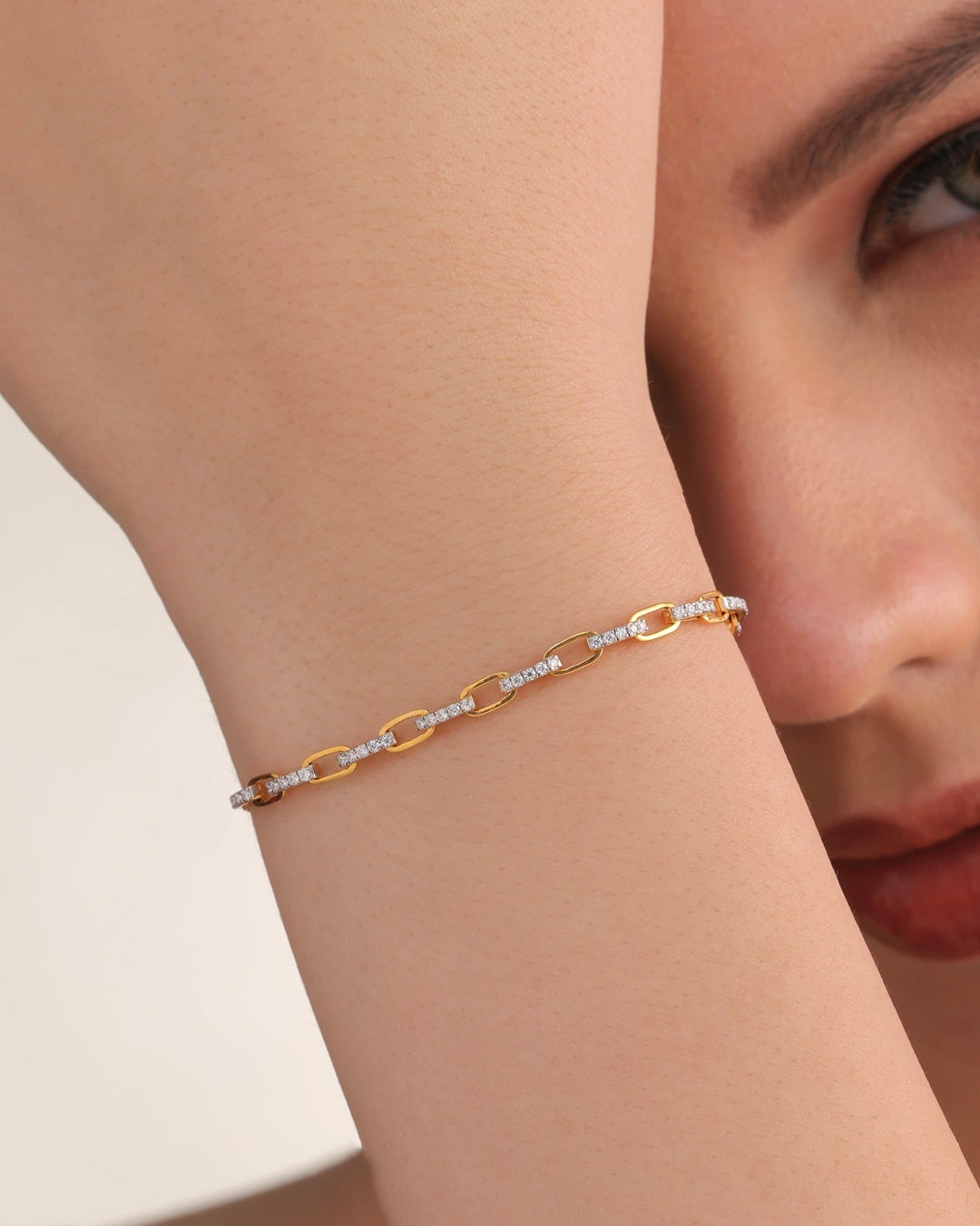 Linear Link Bracelet