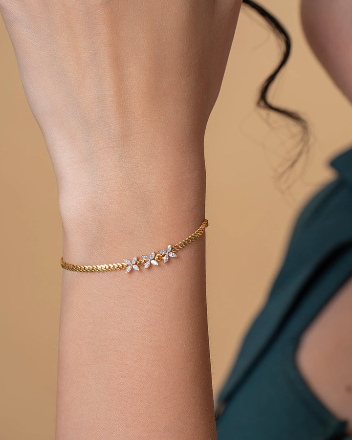 Triple Flower Sparkle Bracelet