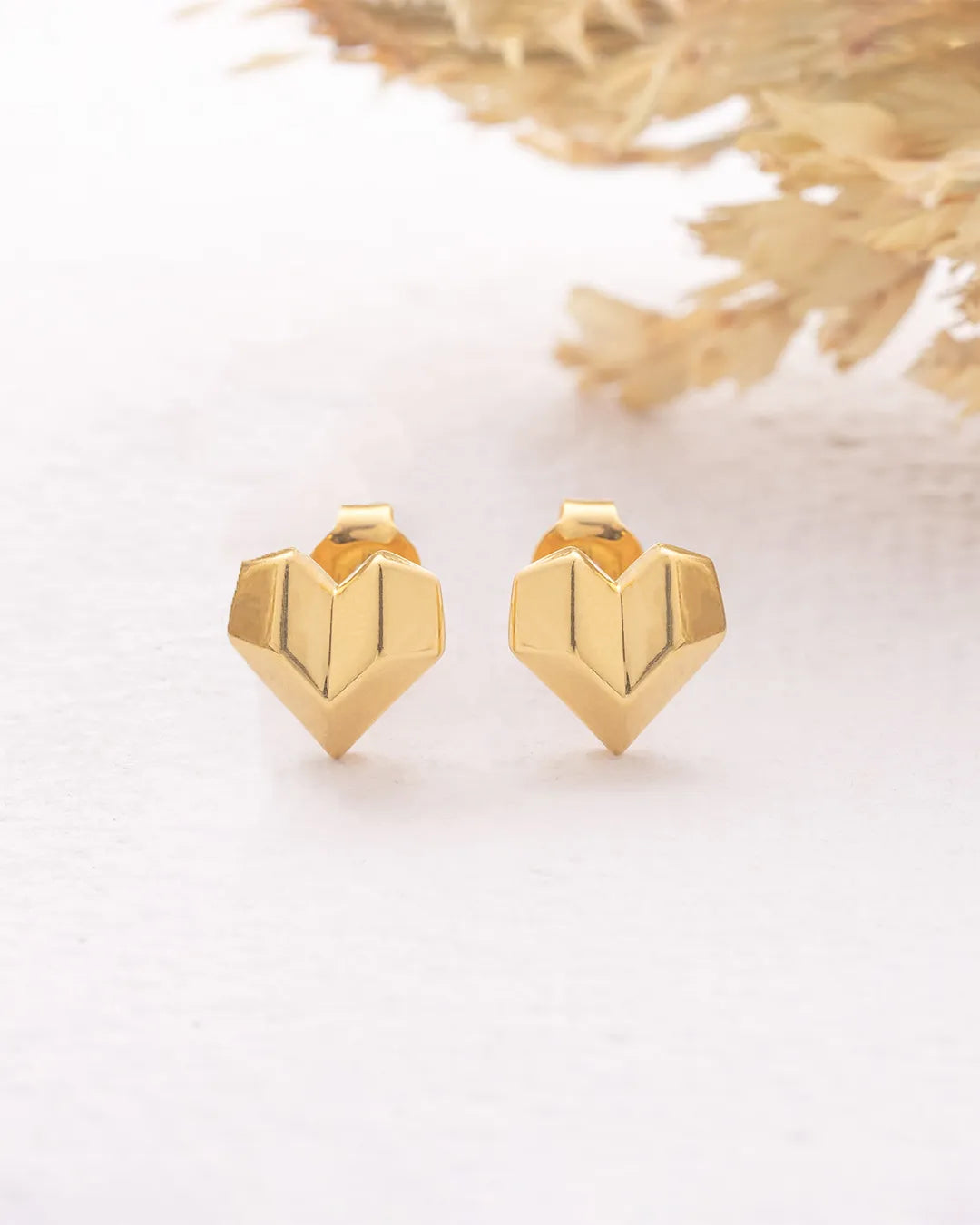 Dazzling Heart Studs