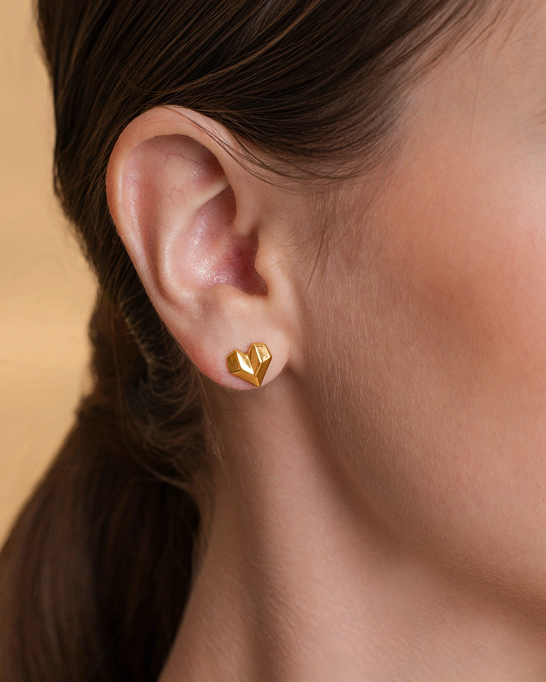 Dazzling Heart Studs