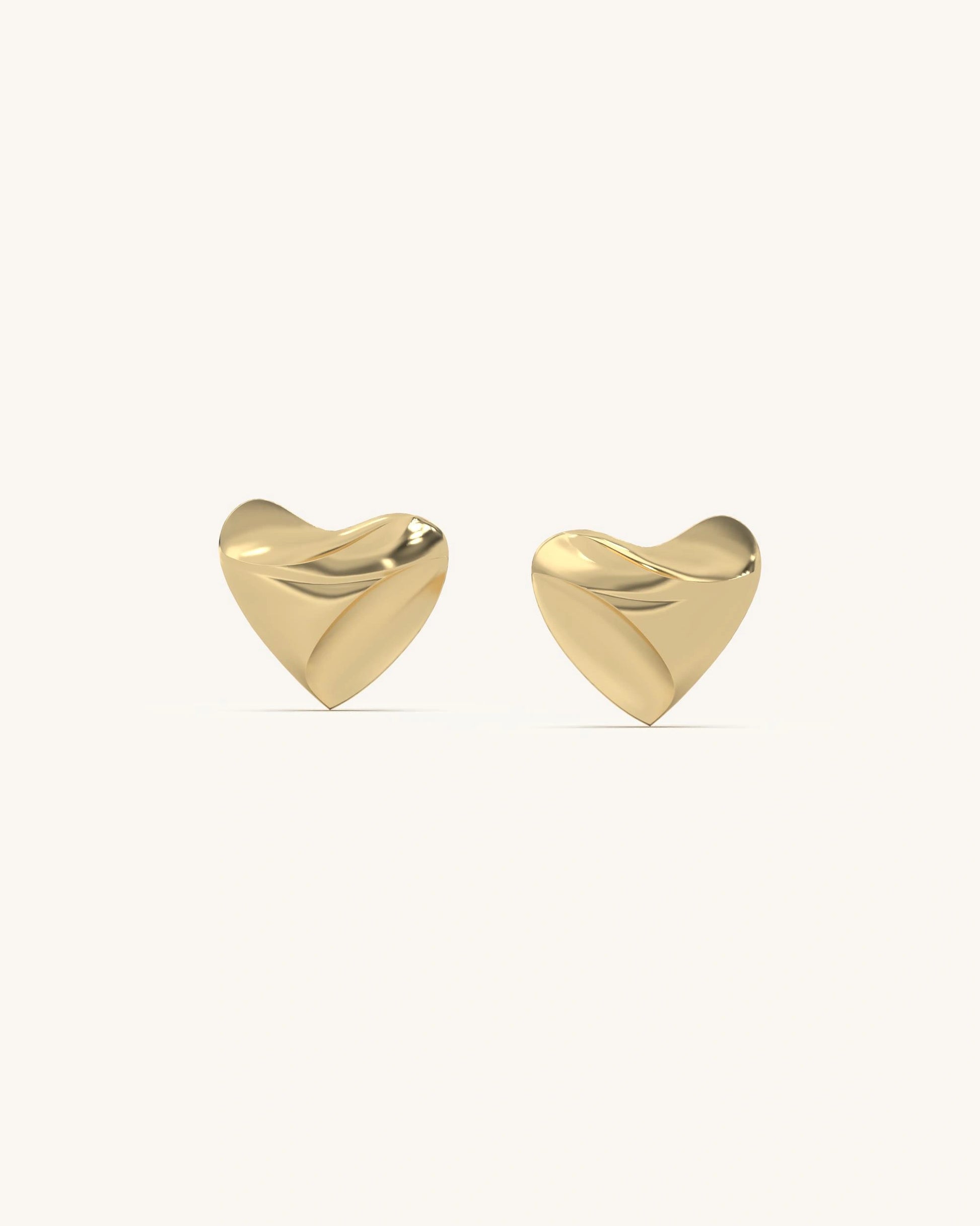 Delightful Heart Stud Earrings in 18K Gold Vermeil sterling silver