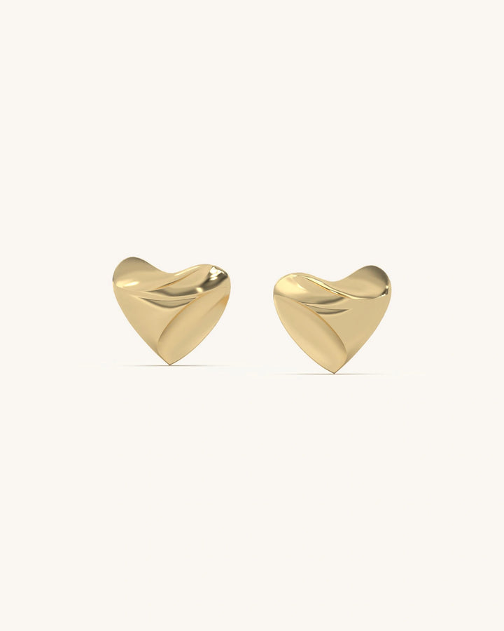 Delightful Heart Stud Earrings in 18K Gold Vermeil sterling silver