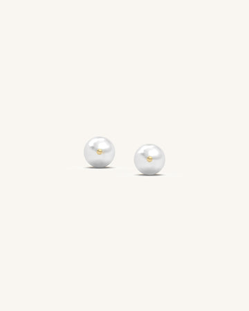 Simple Pearl Earrings