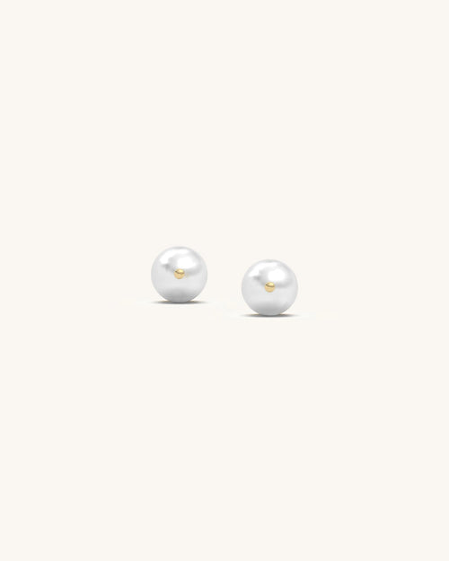 Classic Simple Pearl Stud Earrings in 18K Gold Vermeil with subtle moissanite touches