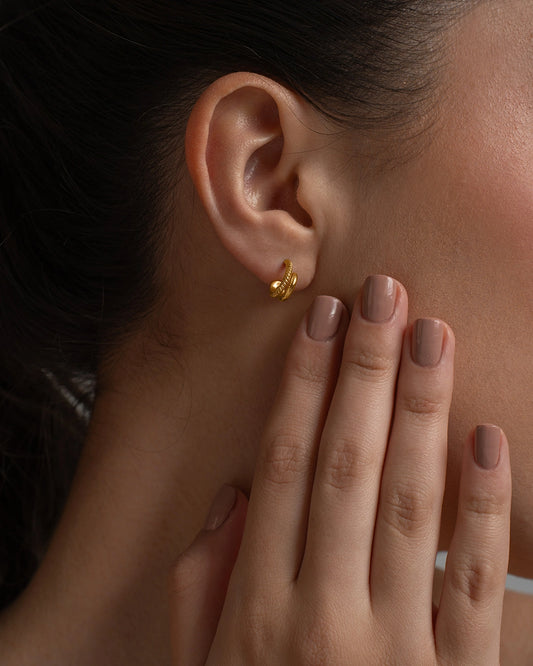 Mini Twist Hoops